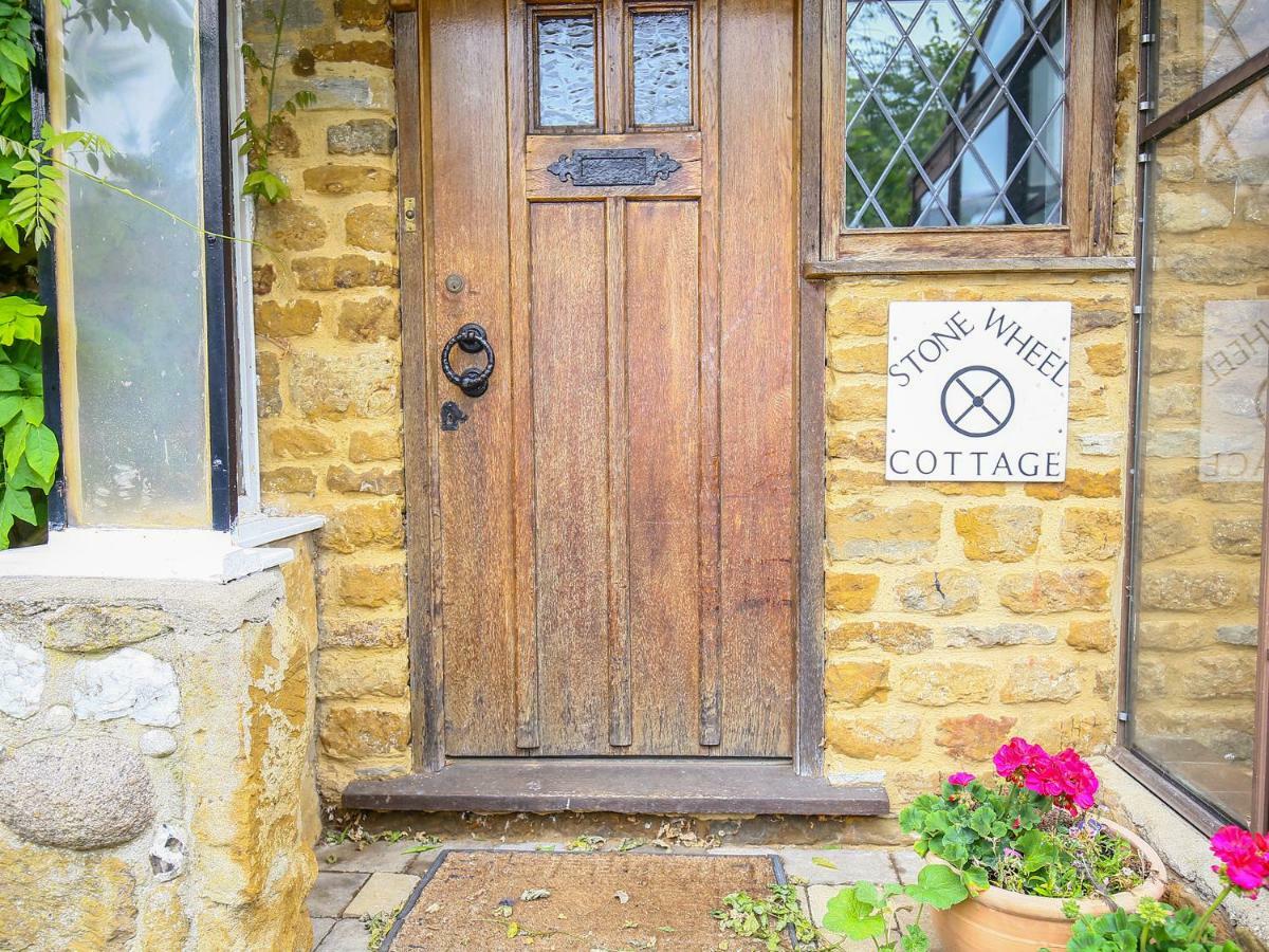 Stone Wheel Cottage Hook Norton Exterior foto